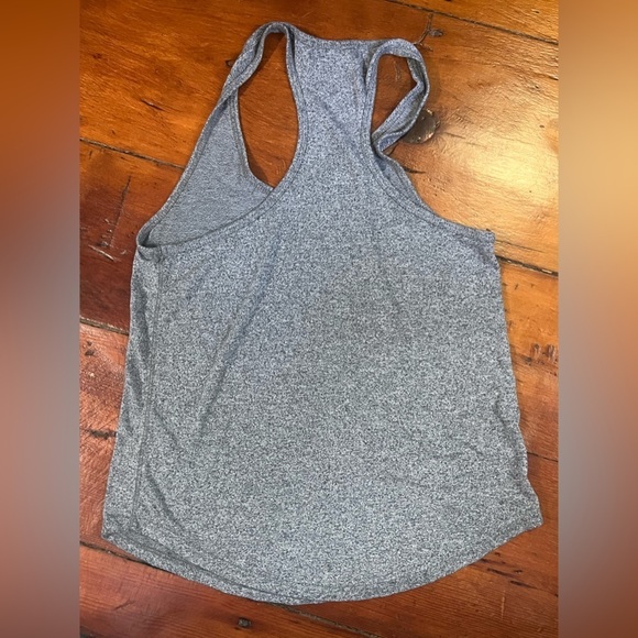 Soul Cycle New York gray racer back tank top skull women’s size small - Picture 2 of 2